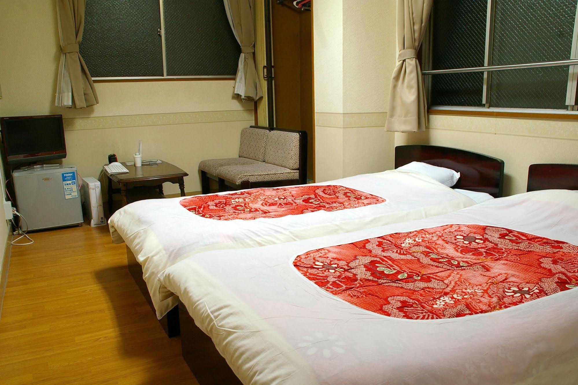 Yamabe Hotel Tenri Exterior foto